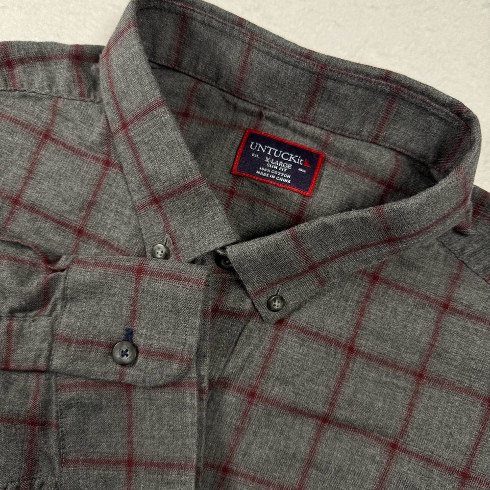 UNTUCKit Men’s XL Slim Fit Gray Burgundy Plaid Flannel Shirt